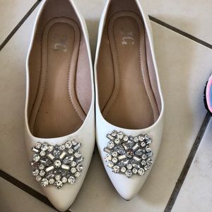 Flats worn for wedding only 1-2 hours